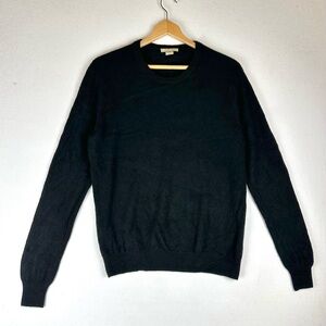 Amicale Cashmere Crewneck Sweater Quiet Luxury Preppy